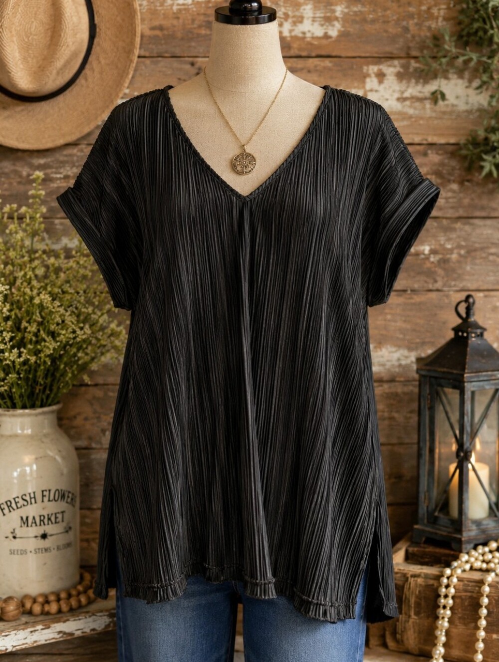 Andrée by Unit Black Pleated V Neck Tunic Top 2X Plus Size